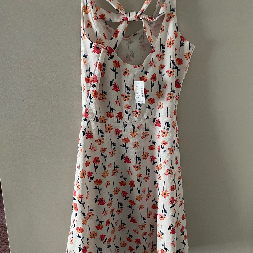 Maurice’s summer dress - Picture 2 of 3